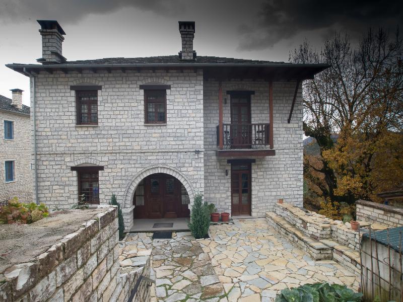 Hotel Giagia Evgenia à Vitsa Extérieur photo